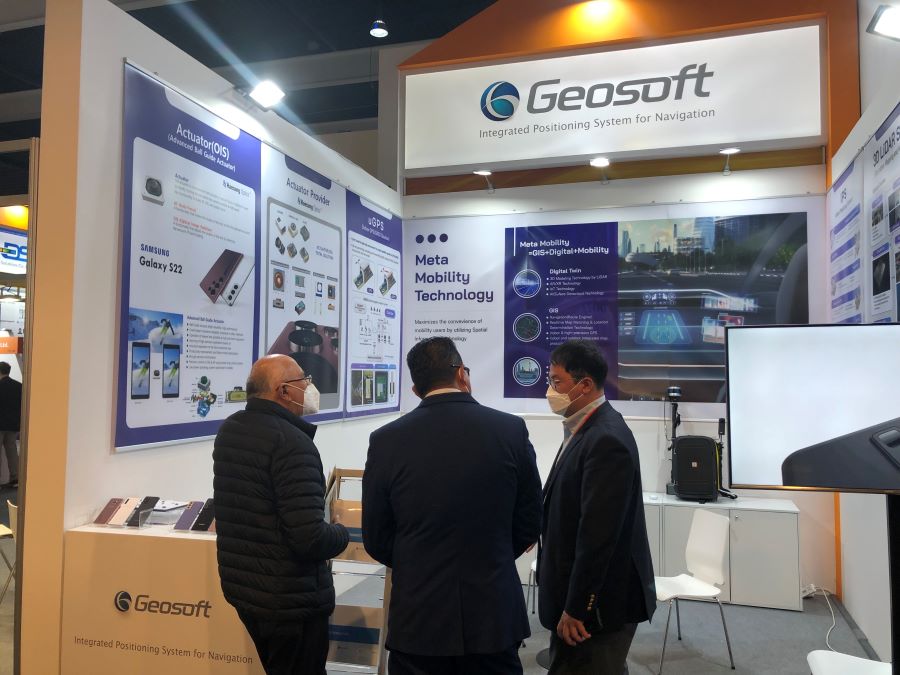 지오소프트는 MWC 2022에 참가하여 3D 공간구축 플랫폼 '테라포즈'를 발표했다.