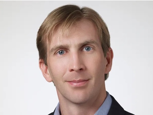 브렛 한센(Brett Hansen) / 세마키의 최고 성장 책임자