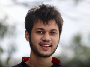 야시 메타 / 엑스퍼사이트 최고 데이터 책임자