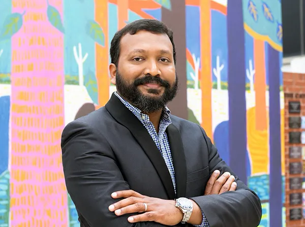 카르티키얀 일랑고반 / 니만 마커스 비즈니스 인텔리전스 부문 수석 관리자