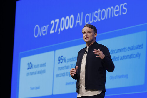 크리스찬 클라인 SAP CEO의 사파이어 2024 기조연설 모습