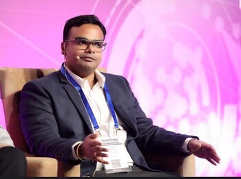 테하스비 아다가다 / 데이터 컨설턴트