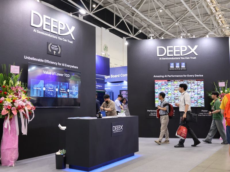 컴퓨텍스 2025의 딥엑스 부스