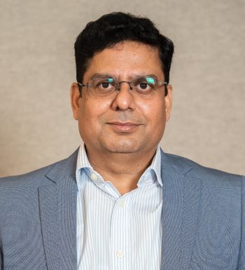 프로핸스 사우라브 샤르마(Saurabh Sharma) COO