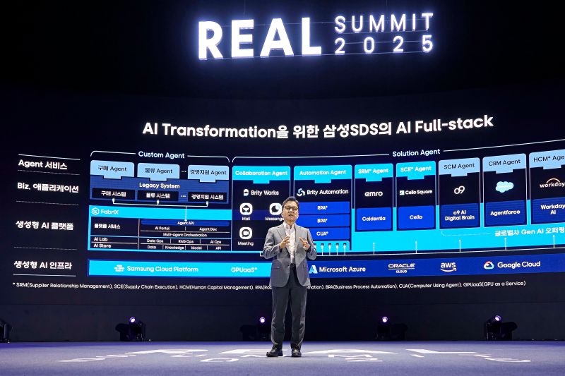 삼성SDS 이준희 대표이사(사장)가 '리얼 서밋(REAL Summit) 2025’에서 기조연설을 하고 있다