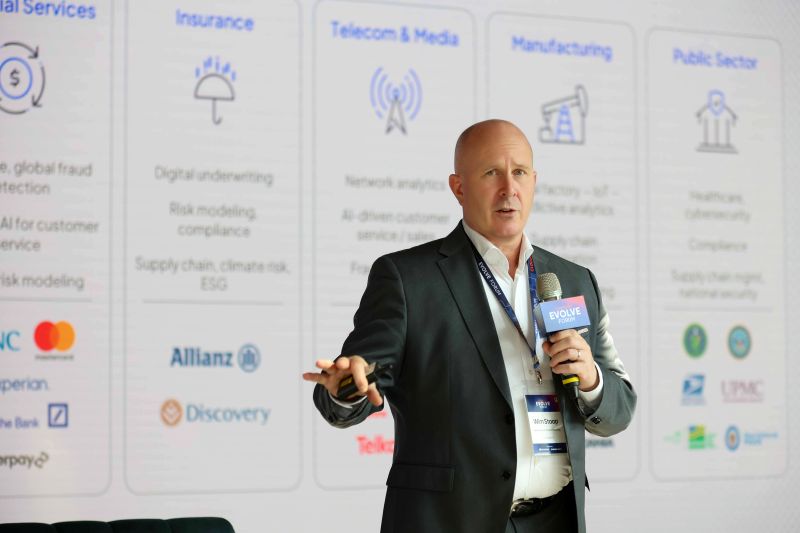 클라우데라 웜 스푸터 제품 마케팅 시니어 디렉터